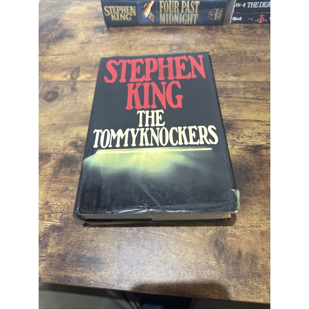 Lot Of 18 Stephen King Hardcover/Softcover Books IT, Misery, The Tommyknockers - Picture 14 of 16